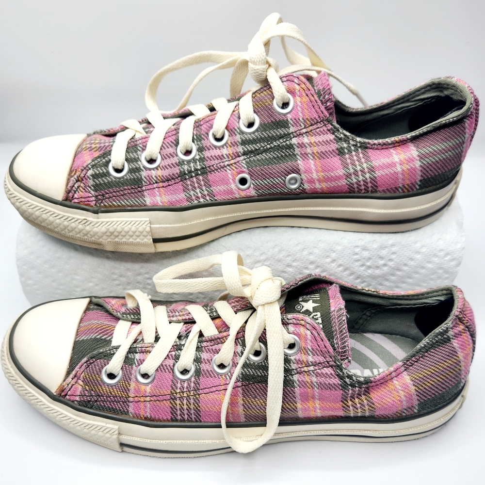 Converse size 8.5 women's shoes
